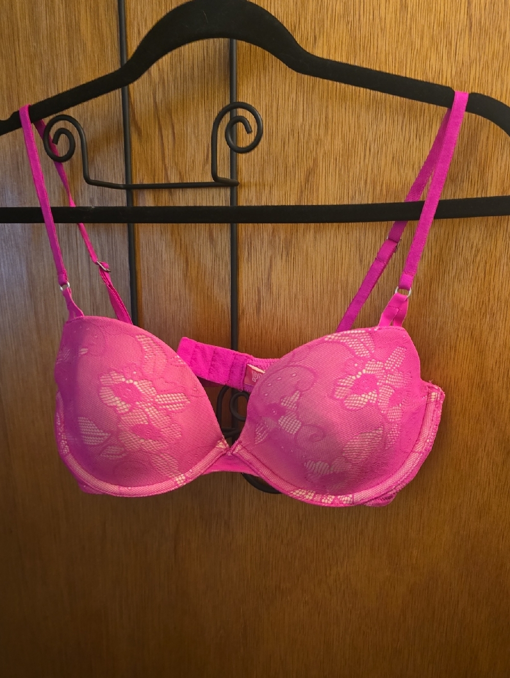 PINK Victoria's Secret Bright Pink Lace Push-Up Bra